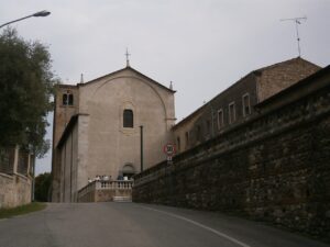 Kirche Santa Maria Assunta in Maguzzano bei Lonato del Garda, Außenansicht von 2015